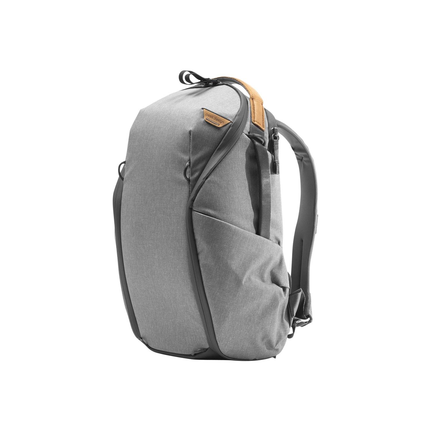 Läs mer om Everyday Backpack 15L Zip v2 Ash